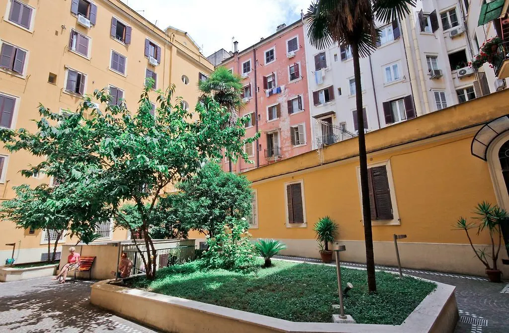 San Pietro'S Home - Guesthouse Rzym 2*,  Włochy